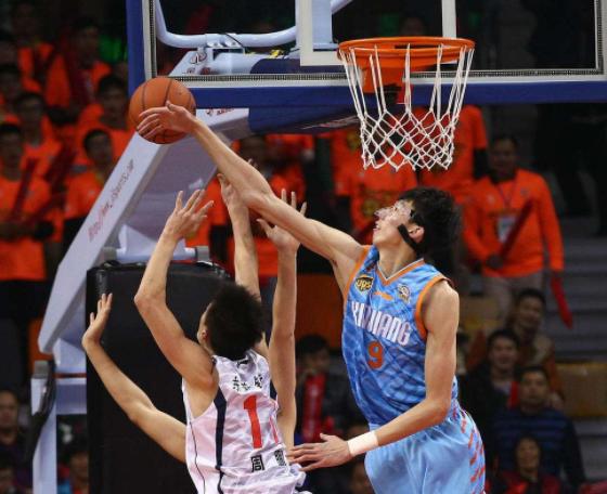  北控男篮多点开花，主场大胜南京同曦队