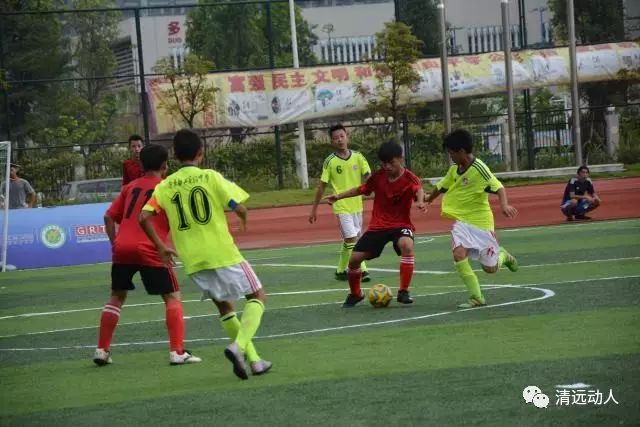  五人制足球风靡都市，民间赛事蓬勃兴起  