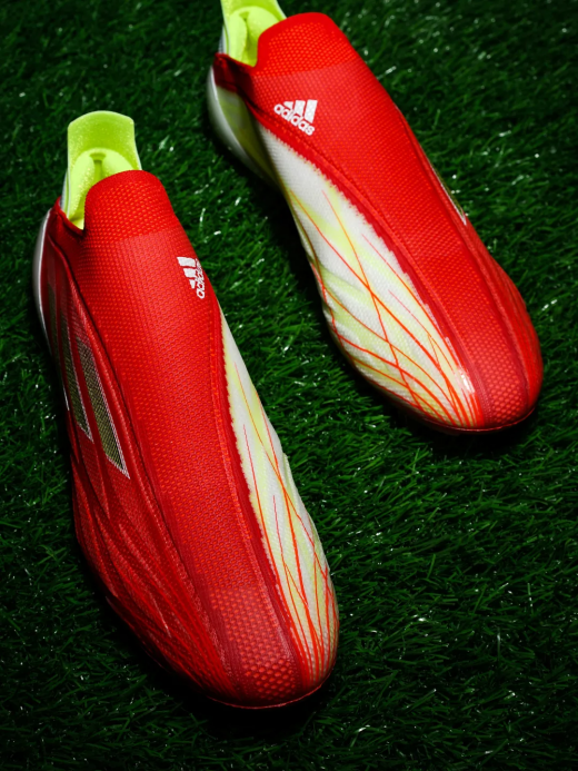  篮球鞋科技革新，新款战靴助力球员弹跳