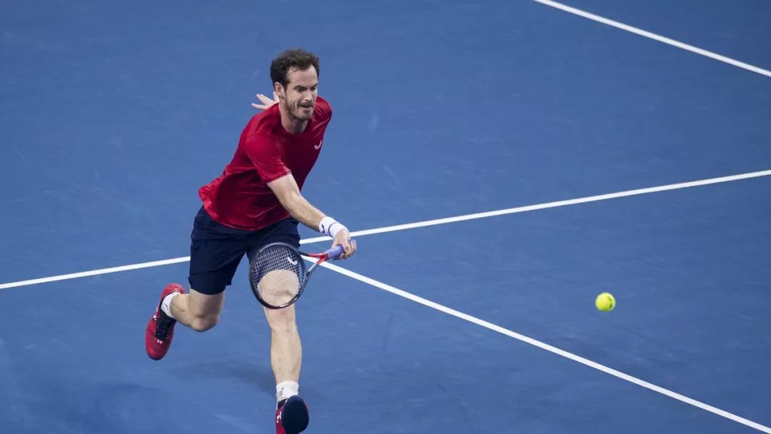  穆雷温网复出首胜感动全场观众