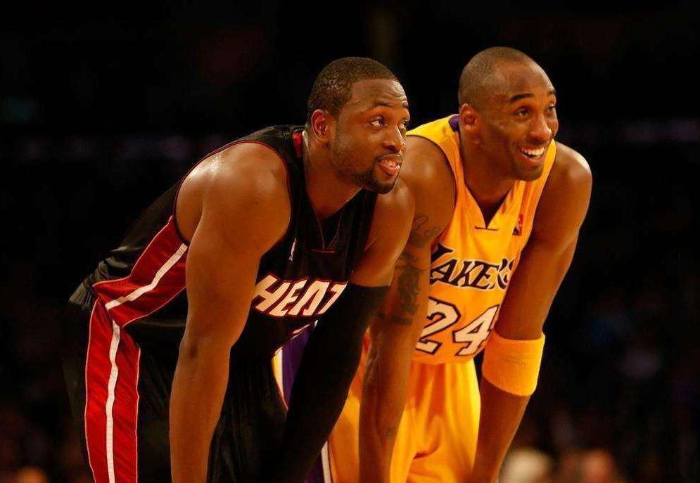  哥伦比亚锋线双煞联手破纪录